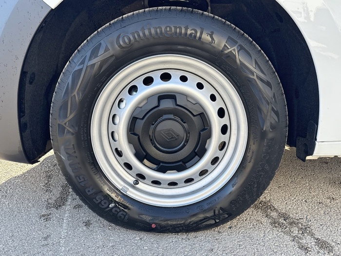 Renault Kangoo Furgon dCi Blue L1 70 kW (95 CV) - 10 Renault Kangoo Furgon dCi Blue L1 70 kW (95 CV) - 10