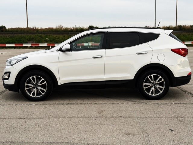 HyundaiSanta Fe 2.2 CRDI Tecno 4x4 145 kW (197 CV) Vehículo usado en Barcelona - 9