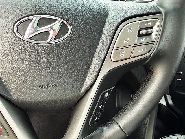 HyundaiSanta Fe 2.2 CRDI Tecno 4x4 145 kW (197 CV) Vehículo usado en Barcelona - 22