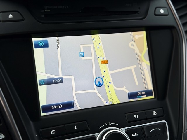 HyundaiSanta Fe 2.2 CRDI Tecno 4x4 145 kW (197 CV) Vehículo usado en Barcelona - 23