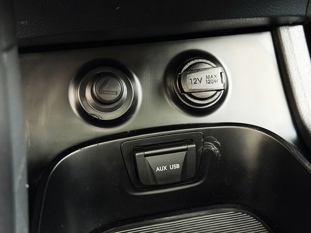 HyundaiSanta Fe 2.2 CRDI Tecno 4x4 145 kW (197 CV) Vehículo usado en Barcelona - 27