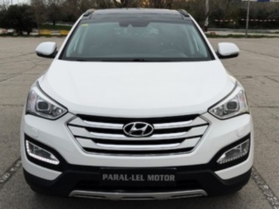 Hyundai Santa Fe 2.2 CRDI Tecno 4x4 145 kW (197 CV) Hyundai Santa Fe 2.2 CRDI Tecno 4x4 145 kW (197 CV)