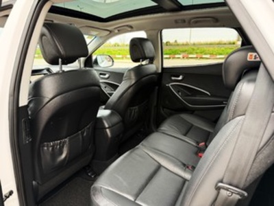 Hyundai Santa Fe 2.2 CRDI Tecno 4x4 145 kW (197 CV) Hyundai Santa Fe 2.2 CRDI Tecno 4x4 145 kW (197 CV)