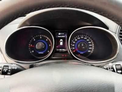 Hyundai Santa Fe 2.2 CRDI Tecno 4x4 145 kW (197 CV) Hyundai Santa Fe 2.2 CRDI Tecno 4x4 145 kW (197 CV)