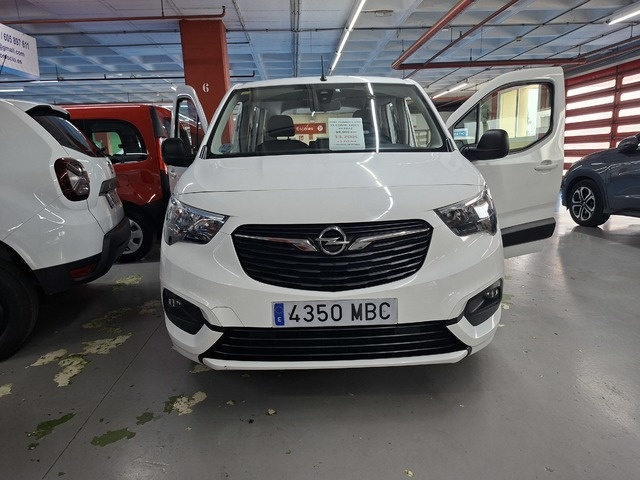 OpelCombo Life 1.5 TD S&S Edition Plus L 75 kW (102 CV) Vehículo usado en Barcelona - 1