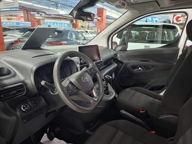 OpelCombo Life 1.5 TD S&S Edition Plus L 75 kW (102 CV) Vehículo usado en Barcelona - 4