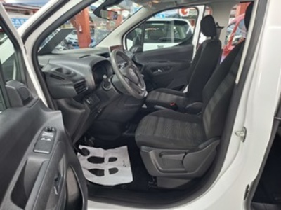 Opel Combo Life 1.5 TD S&S Edition Plus L 75 kW (102 CV) Opel Combo Life 1.5 TD S&S Edition Plus L 75 kW (102 CV)