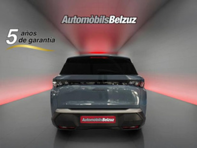 Peugeot 5008 Hybrid 1.2 Allure eDCS6 107 kW (145 CV) Peugeot 5008 Hybrid 1.2 Allure eDCS6 107 kW (145 CV)