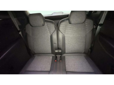 Peugeot 5008 Hybrid 1.2 Allure eDCS6 107 kW (145 CV) Peugeot 5008 Hybrid 1.2 Allure eDCS6 107 kW (145 CV)