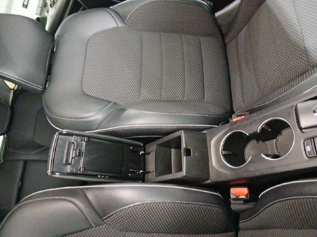 Renault Arkana Zen TCE 140 Mild Hybrid 103 kW (140 CV) EDC - 12