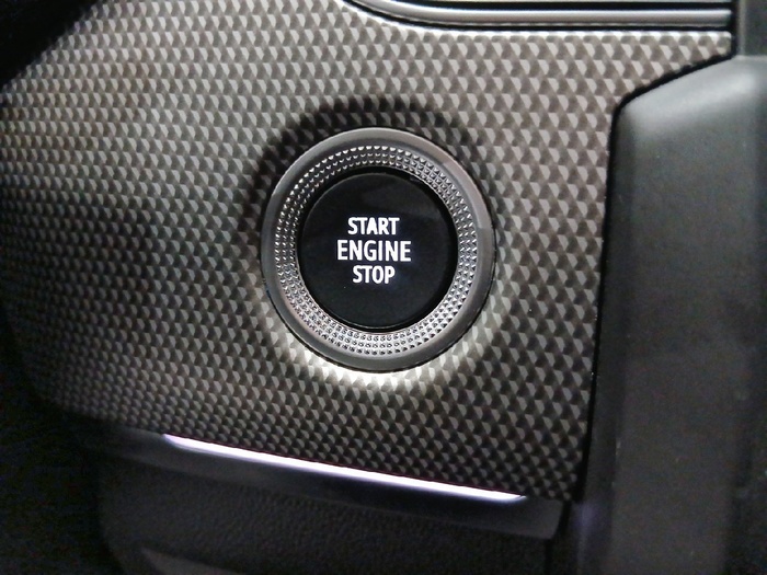 Renault Arkana Zen TCE 140 Mild Hybrid 103 kW (140 CV) EDC - 13 Renault Arkana Zen TCE 140 Mild Hybrid 103 kW (140 CV) EDC - 13