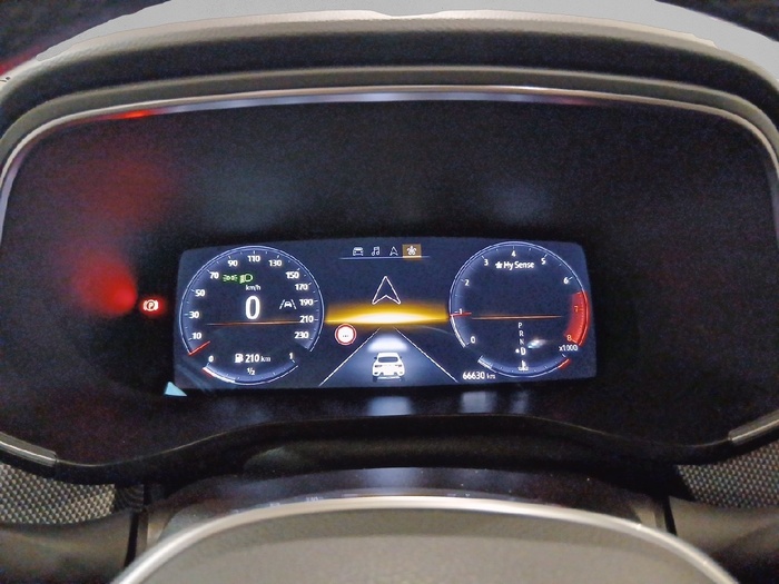 Renault Arkana Techno TCe 140 Mild hybrid EDC 103 kW (140 CV) - 8 Renault Arkana Techno TCe 140 Mild hybrid EDC 103 kW (140 CV) - 8