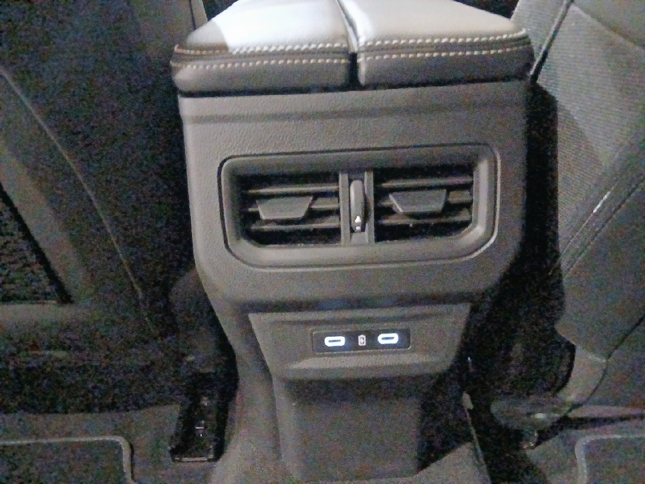 Renault Espace Techno E-Tech full hybrid 147 kW (200 CV) - 17