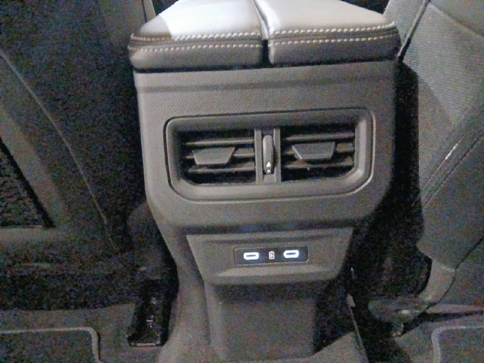 Renault Espace Techno E-Tech full hybrid 147 kW (200 CV) - 17 Renault Espace Techno E-Tech full hybrid 147 kW (200 CV) - 17