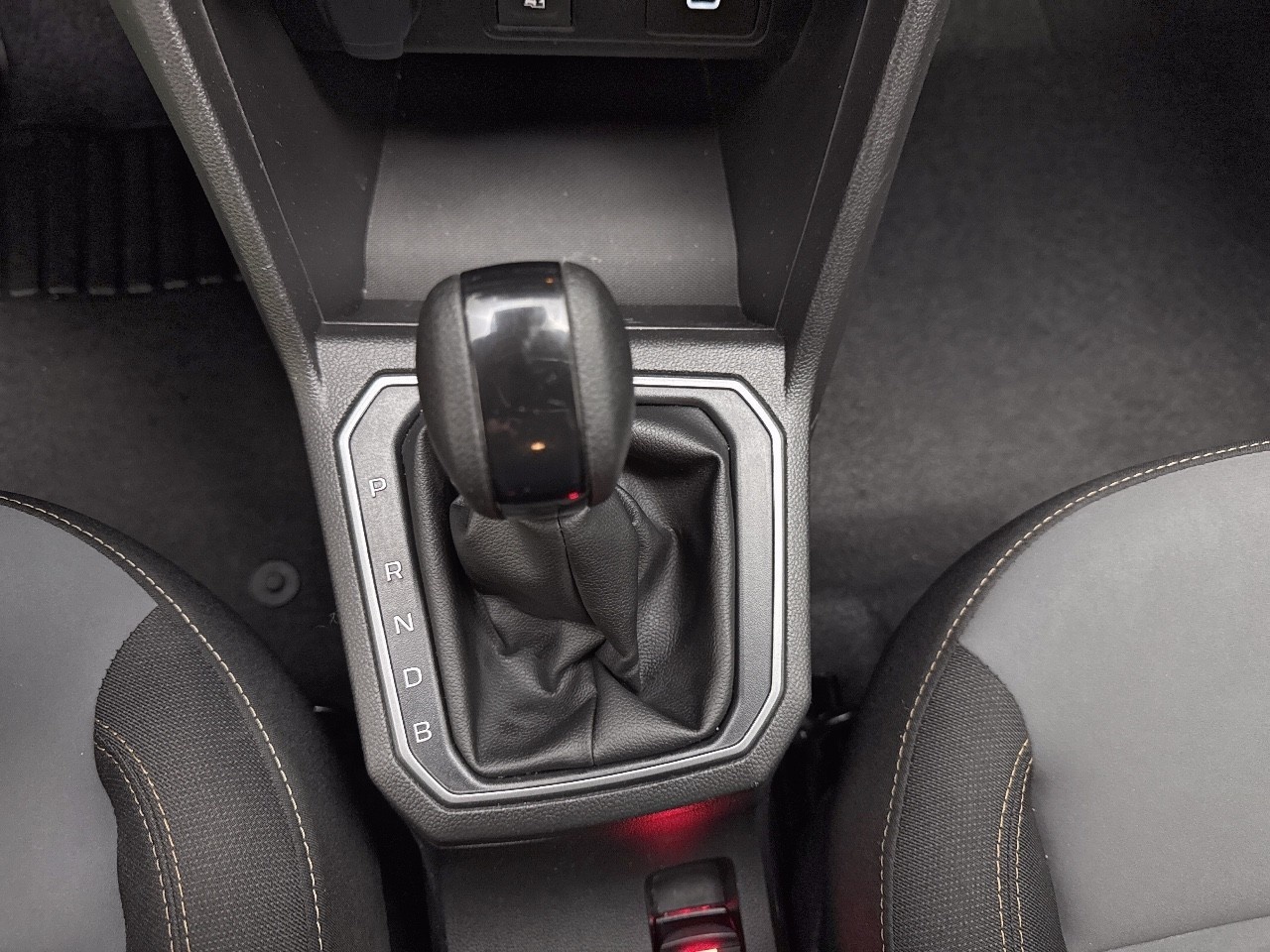 Dacia Jogger Extreme Hybrid 104 kW (140 CV) 7 Plazas - 8