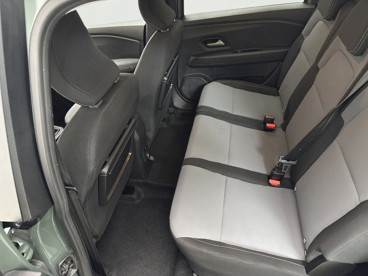 Dacia Jogger Extreme Hybrid 104 kW (140 CV) 7 Plazas - 10