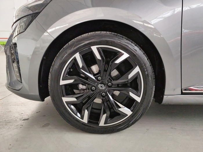 Renault Clio Techno Eco-G 74 kW (100 CV) - 10 Renault Clio Techno Eco-G 74 kW (100 CV) - 10