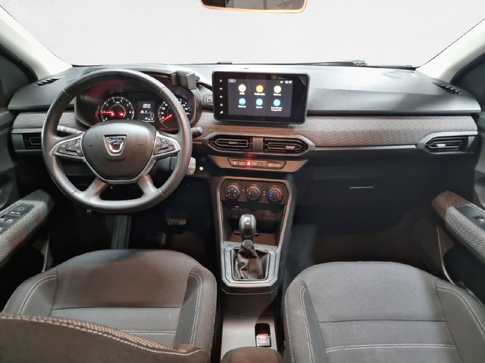 Dacia Sandero Comfort TCe 66 kW (90 CV) CVT - 6 Dacia Sandero Comfort TCe 66 kW (90 CV) CVT - 6