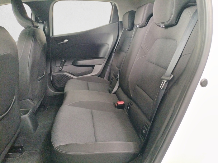 Renault Clio Equilibre TCe 66 kW (90 CV) - 9 Renault Clio Equilibre TCe 66 kW (90 CV) - 9