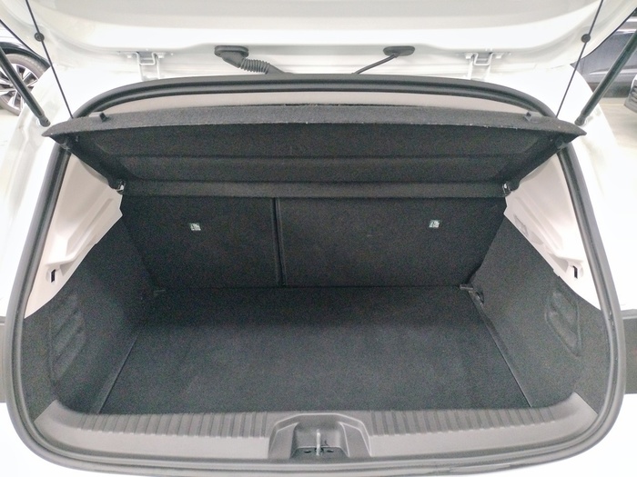 Renault Clio Equilibre TCe 66 kW (90 CV) - 12 Renault Clio Equilibre TCe 66 kW (90 CV) - 12