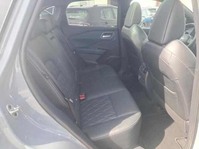 NissanQashqai DIG-T 158 MHEV Tekna+ Xtronic 116 kW (158 CV) Vehículo usado en Barcelona - 5