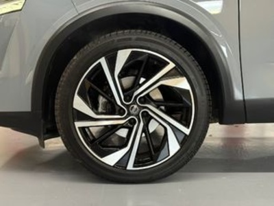 Nissan Qashqai DIG-T 158 MHEV Tekna+ Xtronic 116 kW (158 CV) Nissan Qashqai DIG-T 158 MHEV Tekna+ Xtronic 116 kW (158 CV)