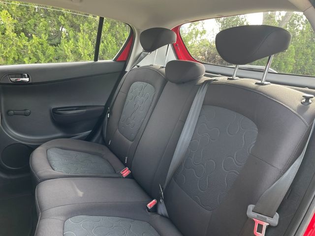 Hyundaii20 1.2 Classic AA 57 kW (78 CV) Vehículo usado en Barcelona - 11