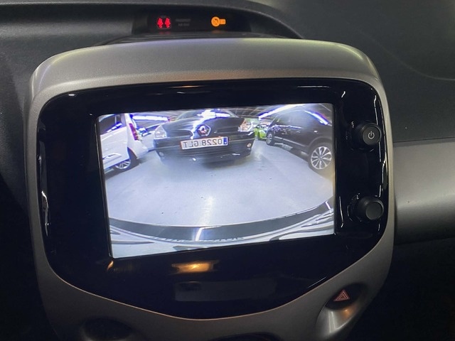 ToyotaAygo 1.0 70 x-play 51 kW (69 CV) Vehículo usado en Barcelona - 10