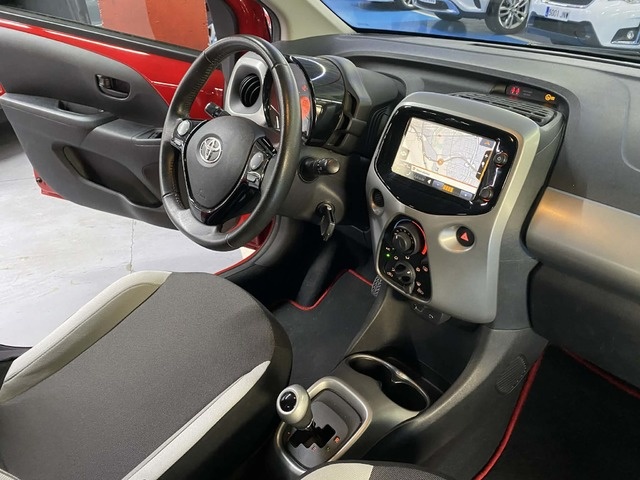 ToyotaAygo 1.0 70 x-play 51 kW (69 CV) Vehículo usado en Barcelona - 13