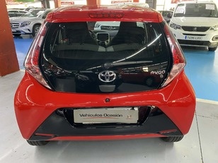 Toyota Aygo 1.0 70 x-play 51 kW (69 CV)