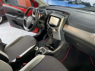 Toyota Aygo 1.0 70 x-play 51 kW (69 CV)