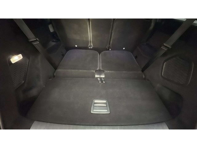 Peugeot5008 Hybrid 1.2 Allure eDCS6 107 kW (145 CV) Vehículo usado en Barcelona - 19