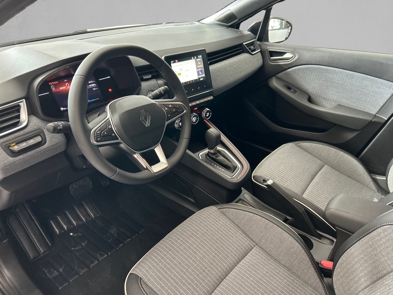 Renault Clio E-Tech full hybrid 145 Techno 105 kW (143 CV) - 4
