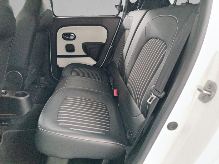 Renault Twingo Zen R80 60 kW (82 CV) - 9 Renault Twingo Zen R80 60 kW (82 CV) - 9