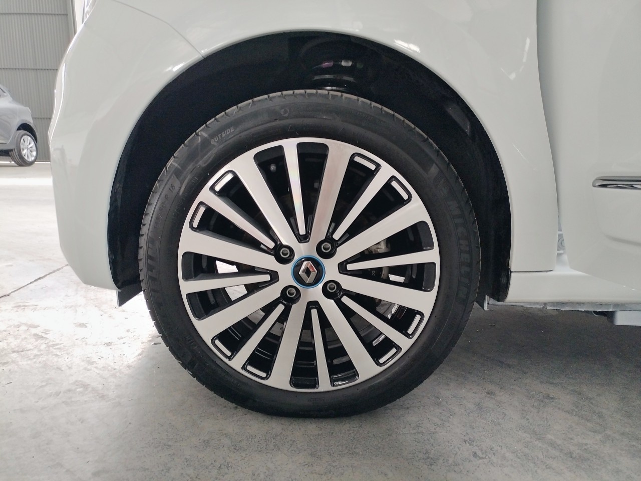 Renault Twingo Zen R80 60 kW (82 CV) - 10