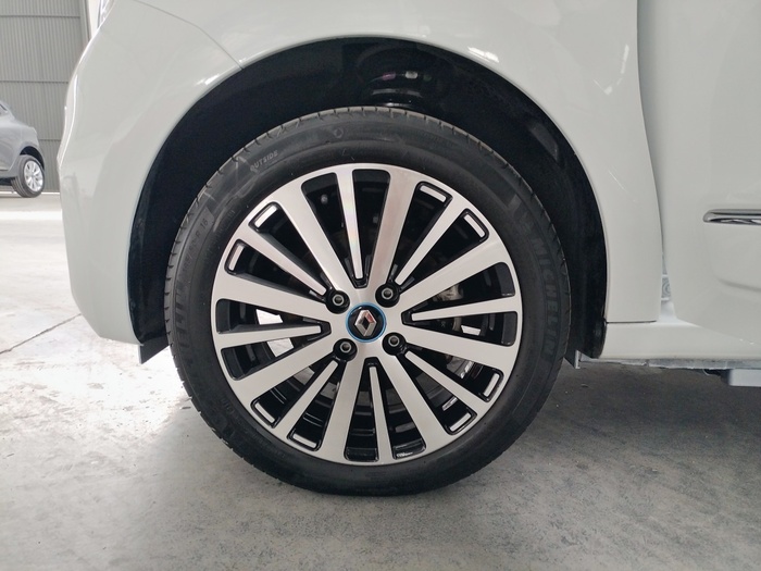 Renault Twingo Zen R80 60 kW (82 CV) - 10 Renault Twingo Zen R80 60 kW (82 CV) - 10