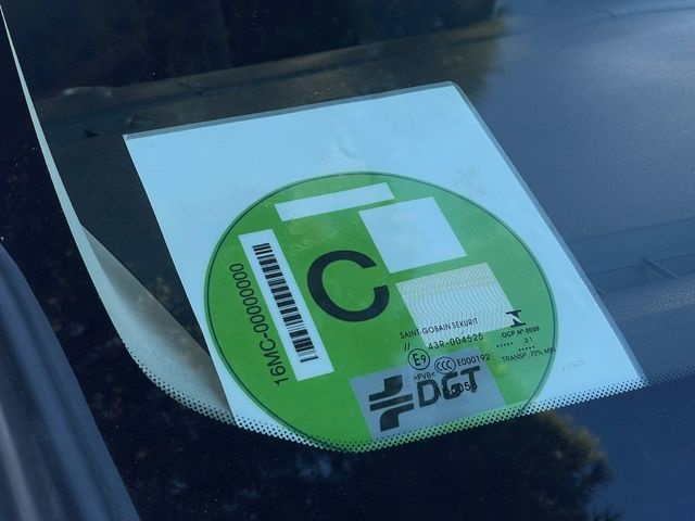 OpelCombo Life 1.5 TD S&S Elegance L 75 kW (102 CV) Vehículo usado en Barcelona - 4