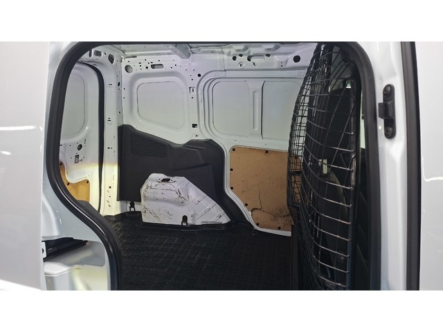 FordTransit Courier Furgon 1.5 TDCI Trend 56 kW (75 CV) Vehículo usado en Barcelona - 10