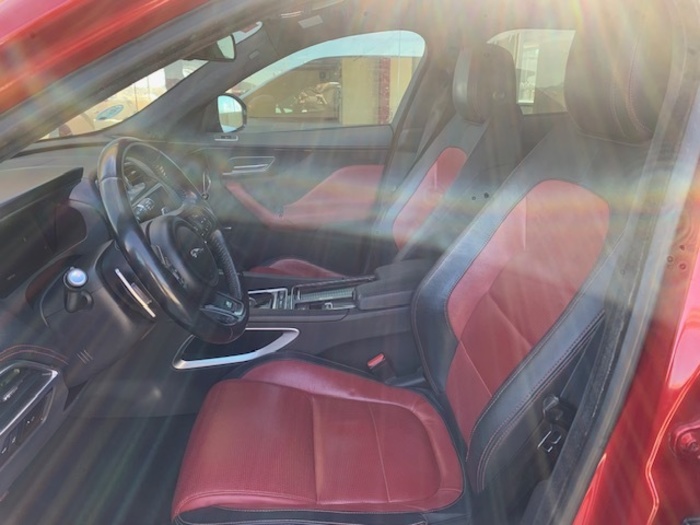 JaguarF-PACE 2.0L i4D R-Sport Auto 132 kW (180 CV) Vehículo usado en Barcelona - 7 JaguarF-PACE 2.0L i4D R-Sport Auto 132 kW (180 CV) Vehículo usado en Barcelona - 7