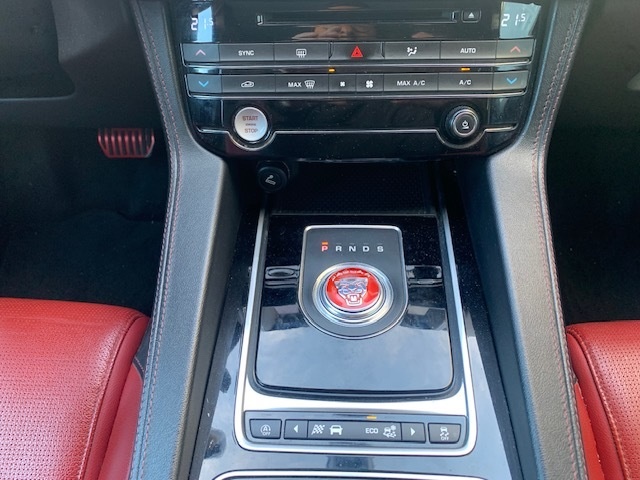 JaguarF-PACE 2.0L i4D R-Sport Auto 132 kW (180 CV) Vehículo usado en Barcelona - 15