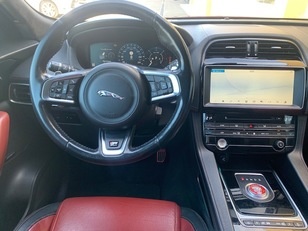 Jaguar F-PACE 2.0L i4D R-Sport Auto 132 kW (180 CV)