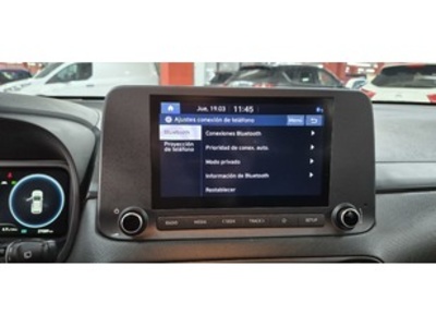 Hyundai Kona 1.6 GDI HEV Maxx DCT 104 kW (141 CV) Hyundai Kona 1.6 GDI HEV Maxx DCT 104 kW (141 CV)