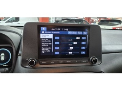 Hyundai Kona 1.6 GDI HEV Maxx DCT 104 kW (141 CV) Hyundai Kona 1.6 GDI HEV Maxx DCT 104 kW (141 CV)