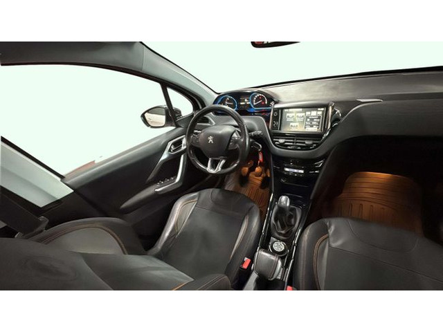 Peugeot2008 BlueHDi 100 S&S Allure 73 kW (100 CV) Vehículo usado en Barcelona - 12