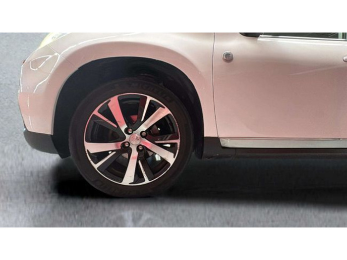 Peugeot2008 BlueHDi 100 S&S Allure 73 kW (100 CV) Vehículo usado en Barcelona - 18 Peugeot2008 BlueHDi 100 S&S Allure 73 kW (100 CV) Vehículo usado en Barcelona - 18