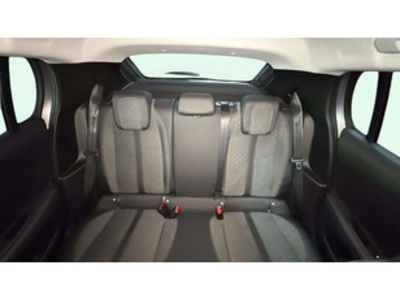 Peugeot 208 PureTech 100 Style 75 kW (100 CV) Peugeot 208 PureTech 100 Style 75 kW (100 CV)