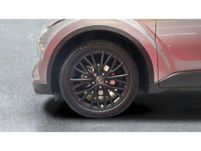 Toyota C-HR 1.8 125H Active 90 kW (122 CV) Toyota C-HR 1.8 125H Active 90 kW (122 CV)