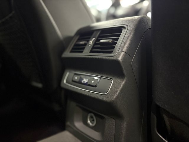 AudiQ5 TFSIe S Line 50 quattro-ultra 220 kW (299 CV) S tronic Vehículo usado en Barcelona - 33