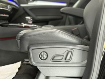 Audi Q5 TFSIe S Line 50 quattro-ultra 220 kW (299 CV) S tronic Audi Q5 TFSIe S Line 50 quattro-ultra 220 kW (299 CV) S tronic