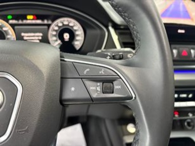 Audi Q5 TFSIe S Line 50 quattro-ultra 220 kW (299 CV) S tronic Audi Q5 TFSIe S Line 50 quattro-ultra 220 kW (299 CV) S tronic